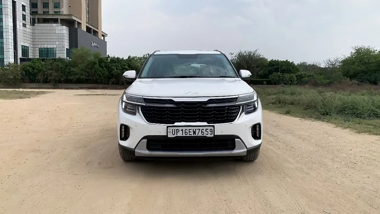2025 Kia Old Generation Seltos 2024 HTK Plus 1.5 Petrol CVT