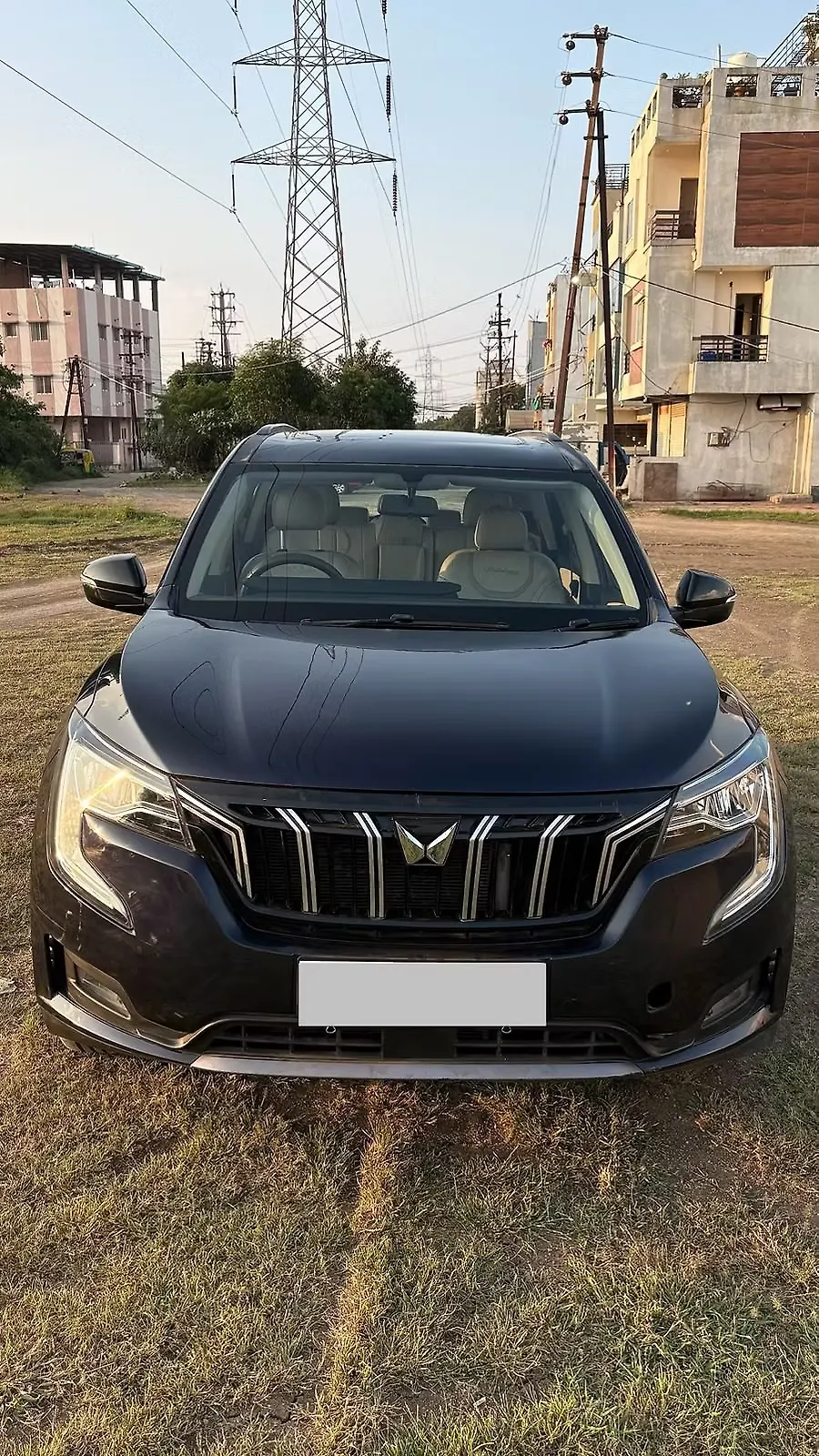 2024 Mahindra Old Generation XUV700 AX5 2WD Diesel 2.2L Turbo Manual 7 STR