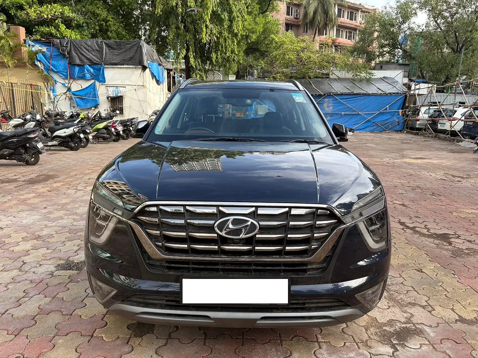 2023 Hyundai Alcazar Signature (O) 7 STR 1.5 Petrol DCT 2023 Hyundai Alcazar Signature (O) 7 STR 1.5 Petrol DCT