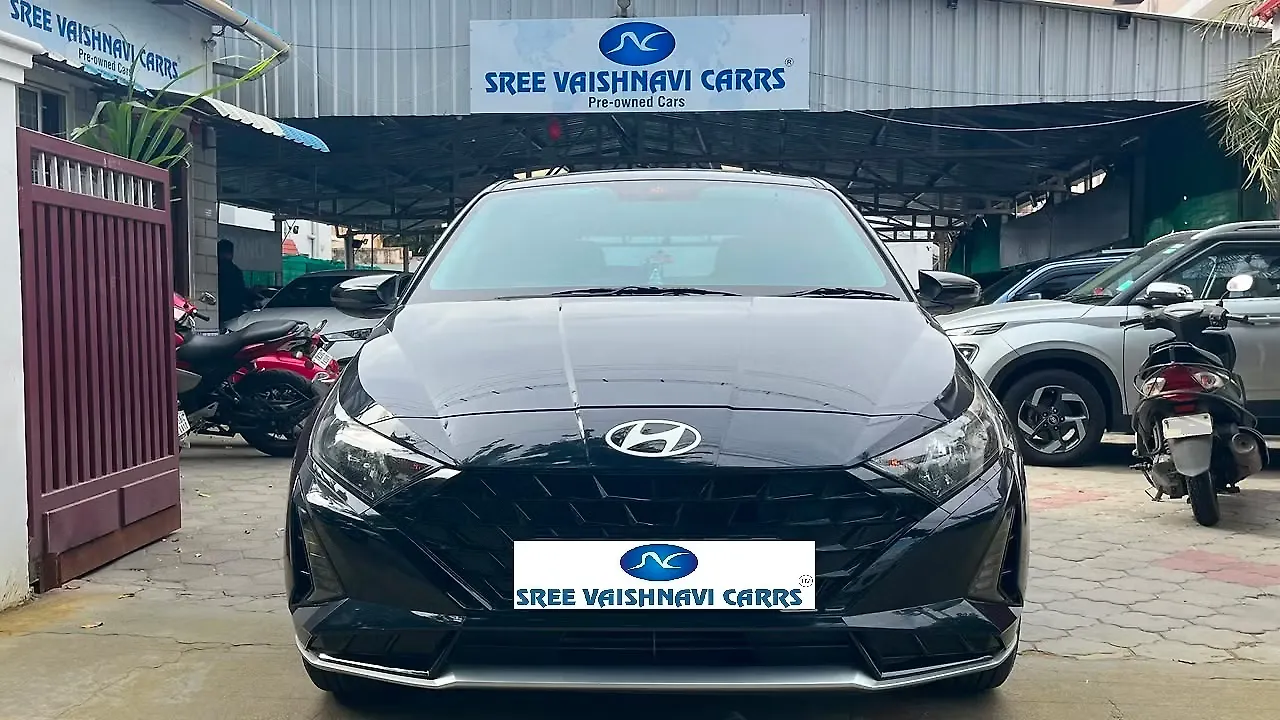 2024 Hyundai i20 Sportz (O) 1.2 IVT [2024-2025]