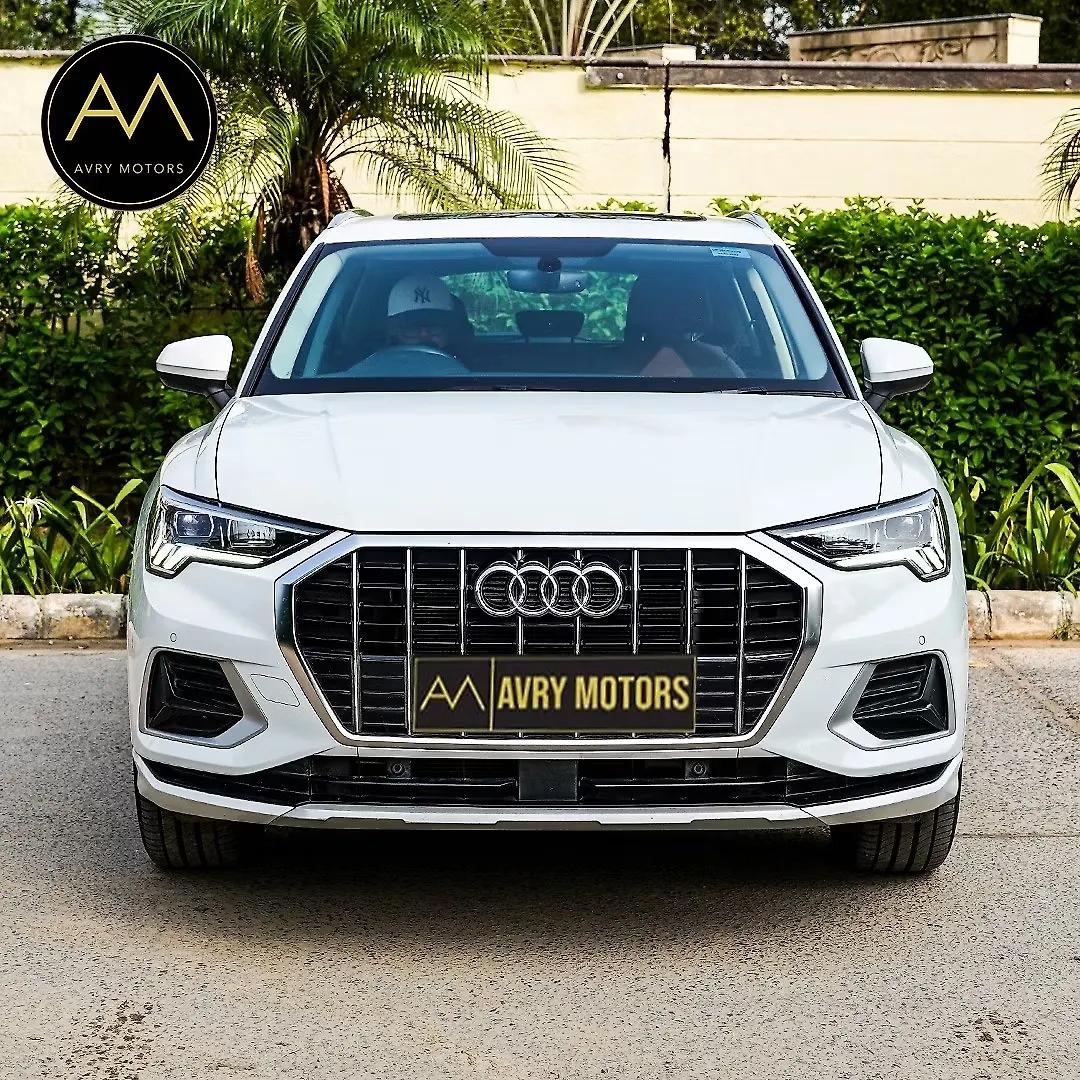 2023 Audi Q3 40 TFSI Premium Plus [2022-2024]