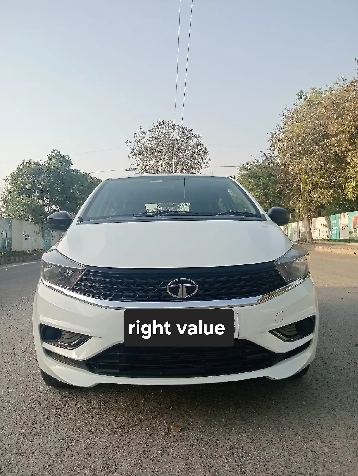 2022 Tata Old Generation Tiago 2020 XE [2020-2023]