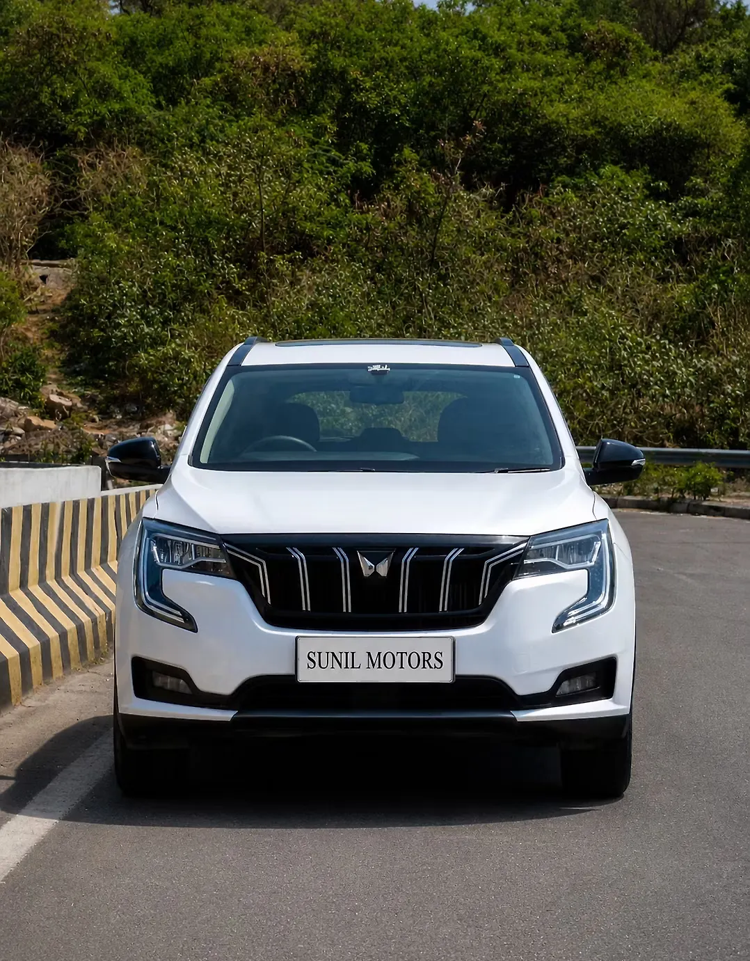 2023 Mahindra Old Generation XUV700 AX 5 Diesel MT 5 STR [2021]