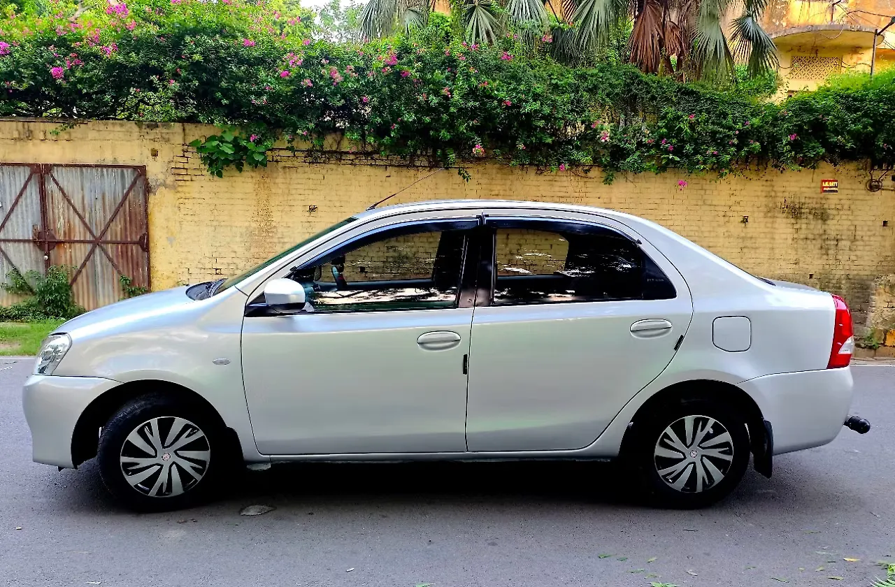 2012 Toyota Etios GD