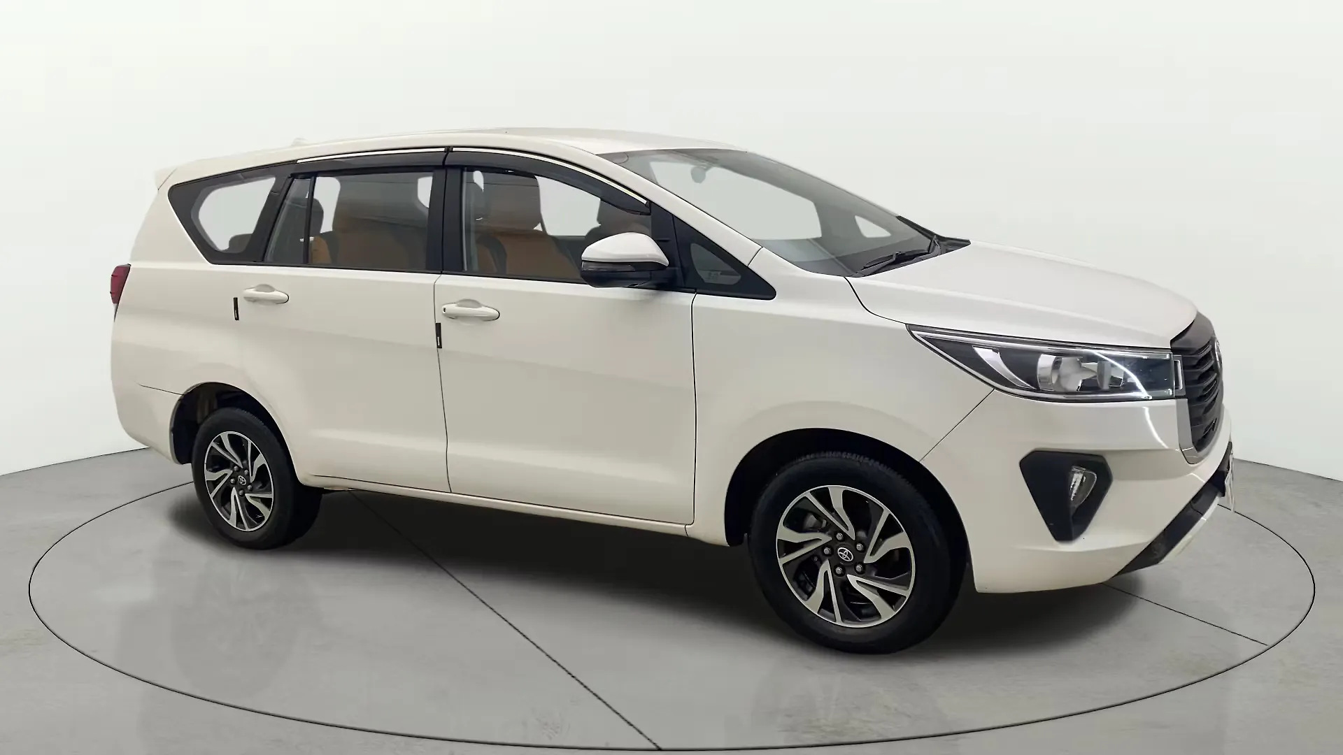 2022 Toyota Innova Crysta GX 2.4 AT 7 STR