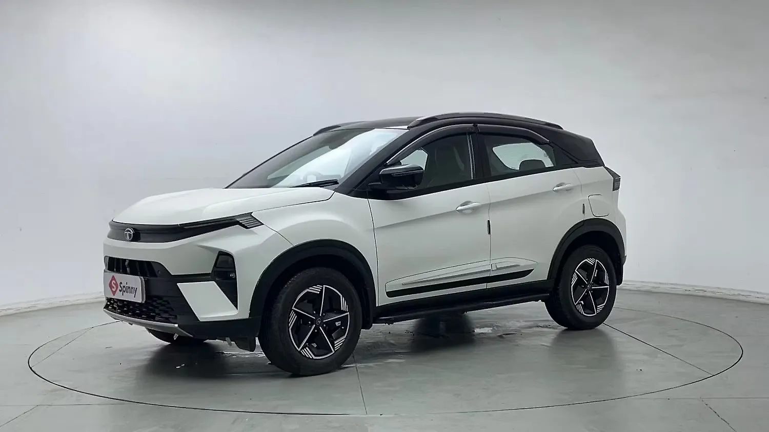 2024 Tata Nexon Fearless Plus (S) 1.2 Petrol 7DCA Dual Tone [2023-2025]
