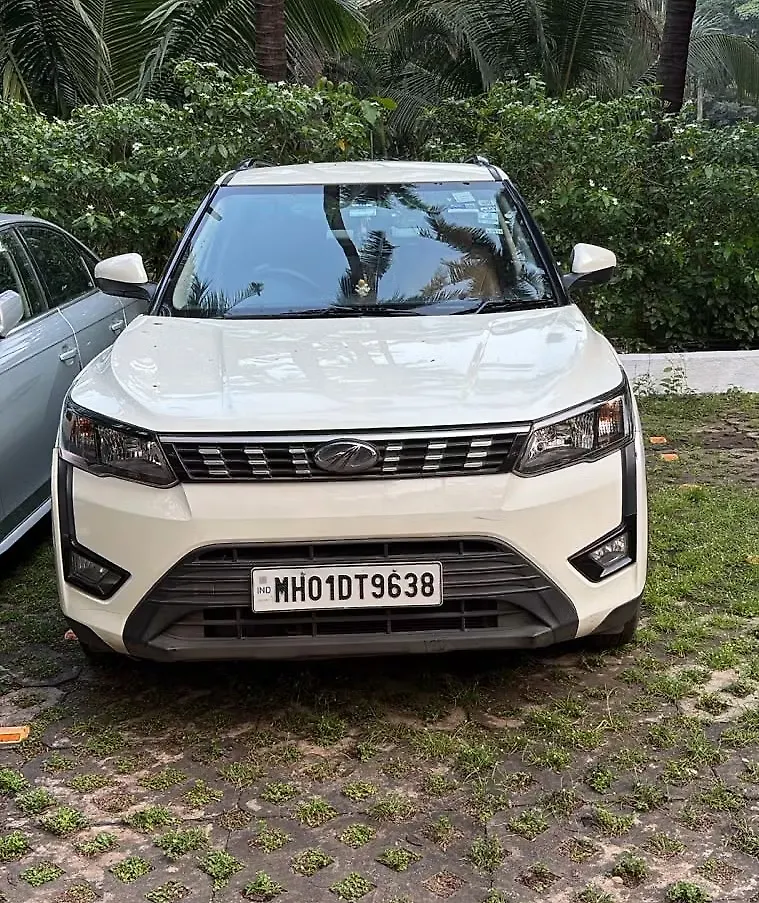 2021 Mahindra XUV300 W6 1.5 Diesel AMT