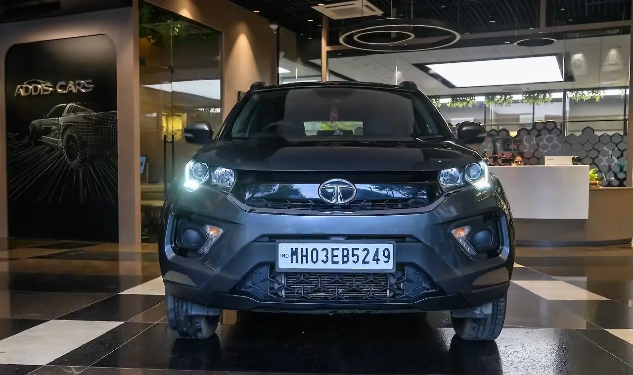 2023 Tata Nexon XMA (S)