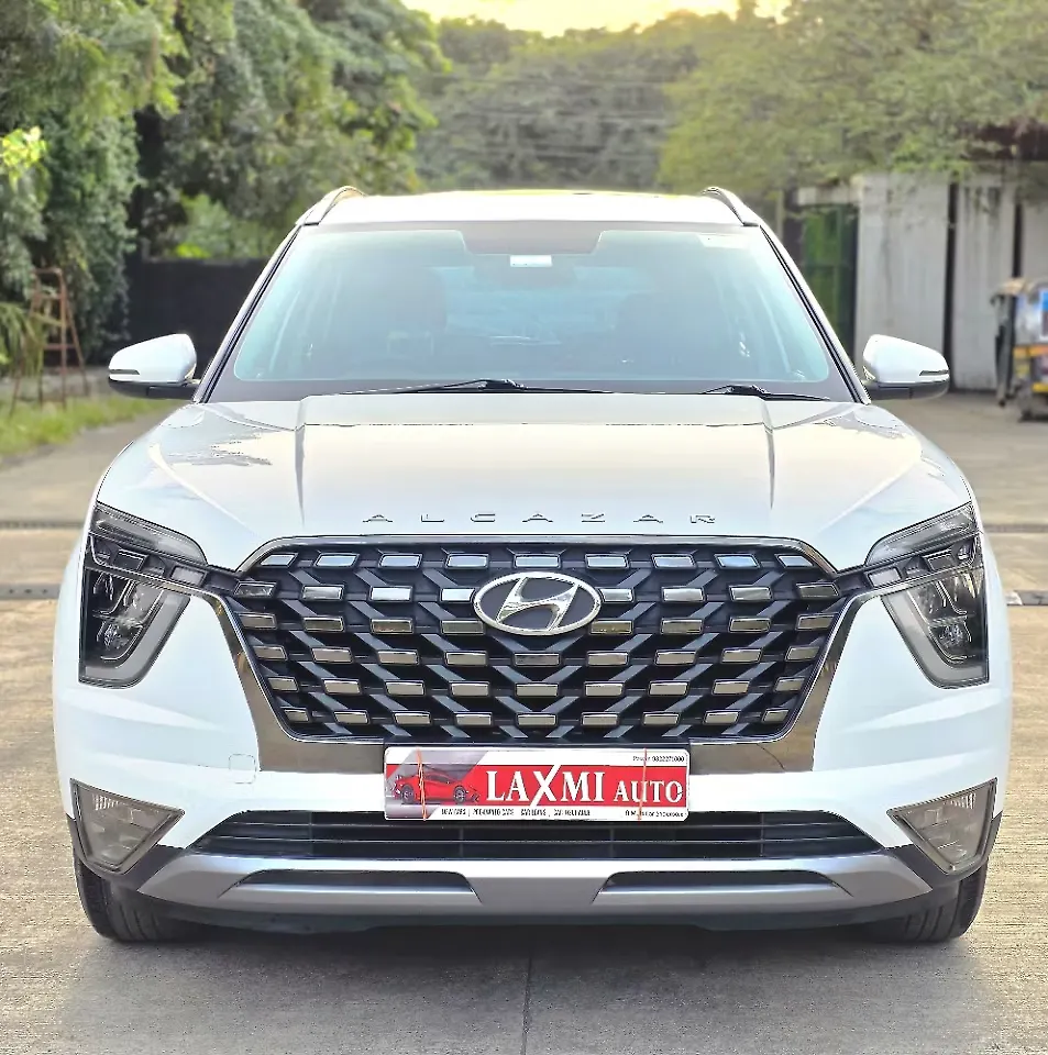 2023 Hyundai Alcazar Prestige 7 STR 1.5 Diesel 2023 Hyundai Alcazar Prestige 7 STR 1.5 Diesel