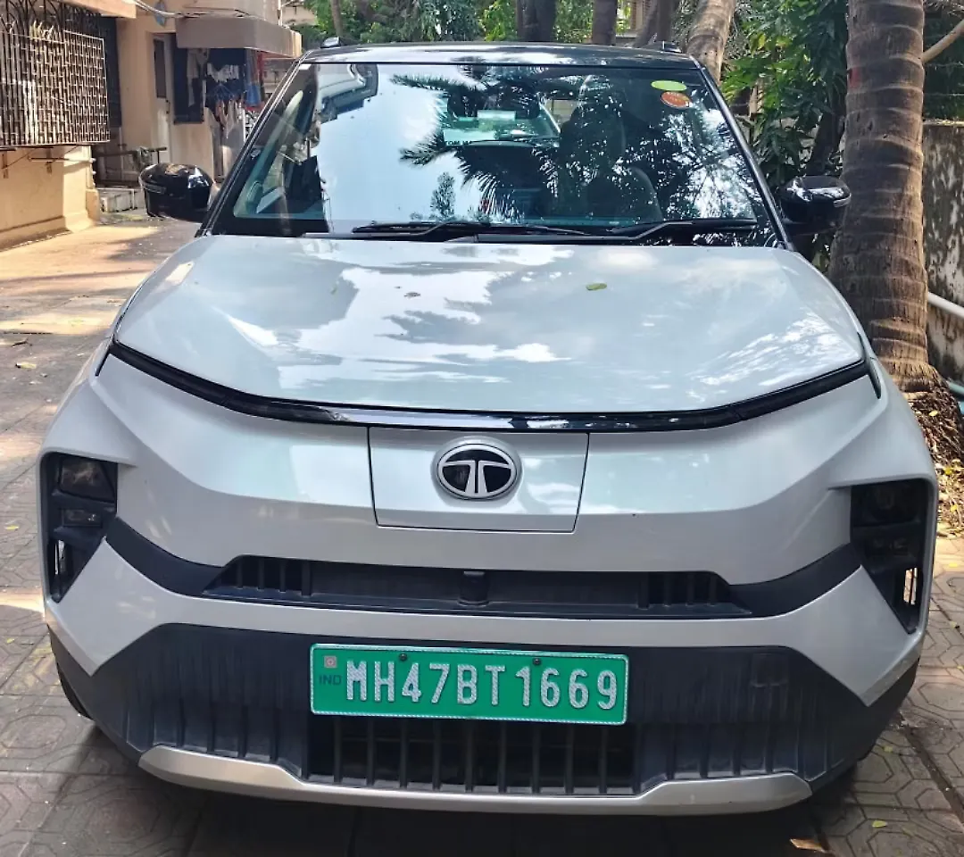 2024 Tata Punch EV Empowered Plus Long Range 3.3 2024 Tata Punch EV Empowered Plus Long Range 3.3