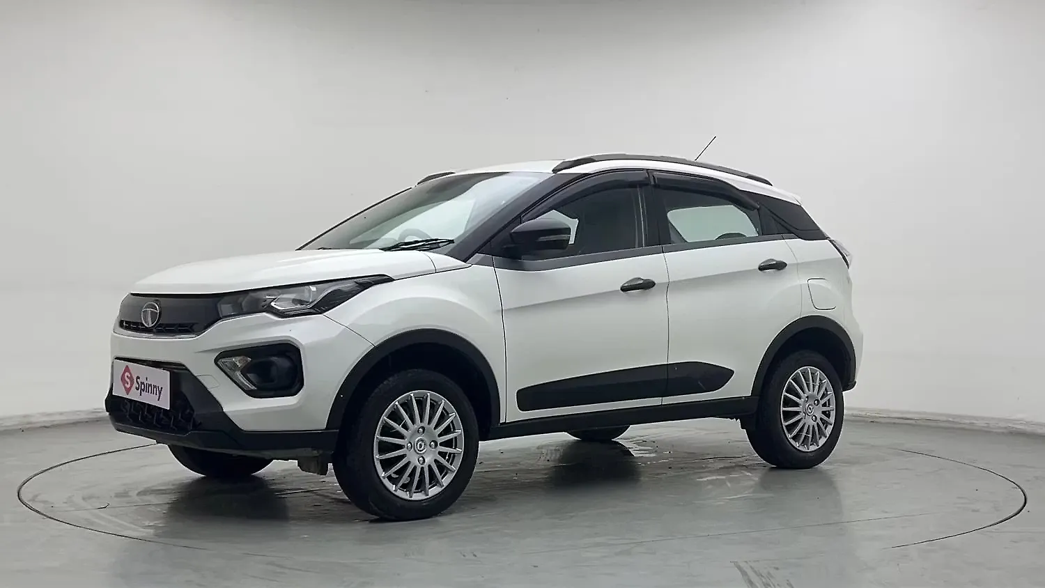 2021 Tata Nexon XM (S) [2020-2023]