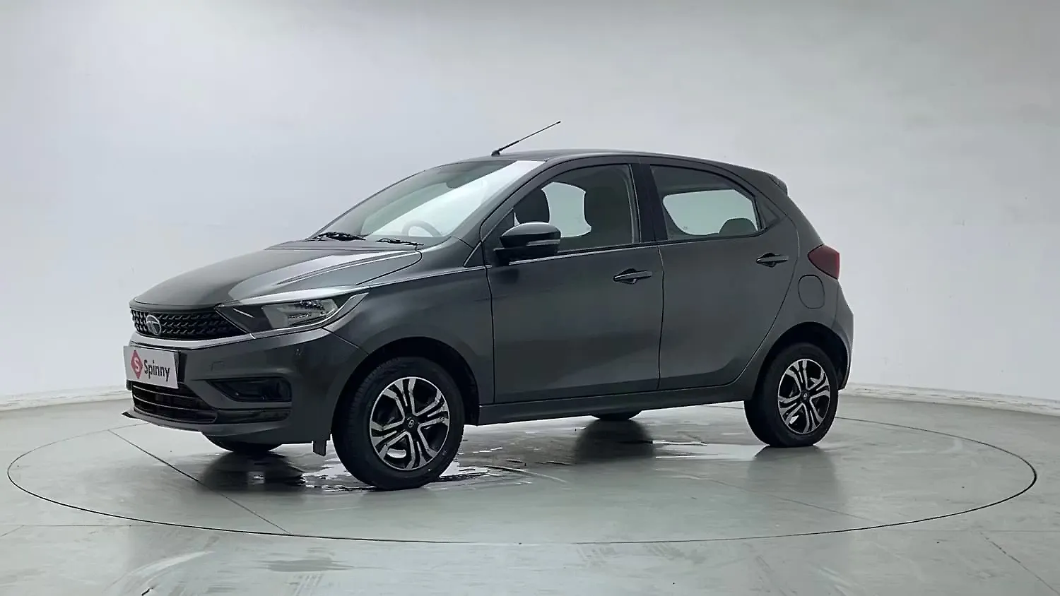 2024 Tata Old Generation Tiago 2020 XTA iCNG [2024-2025]