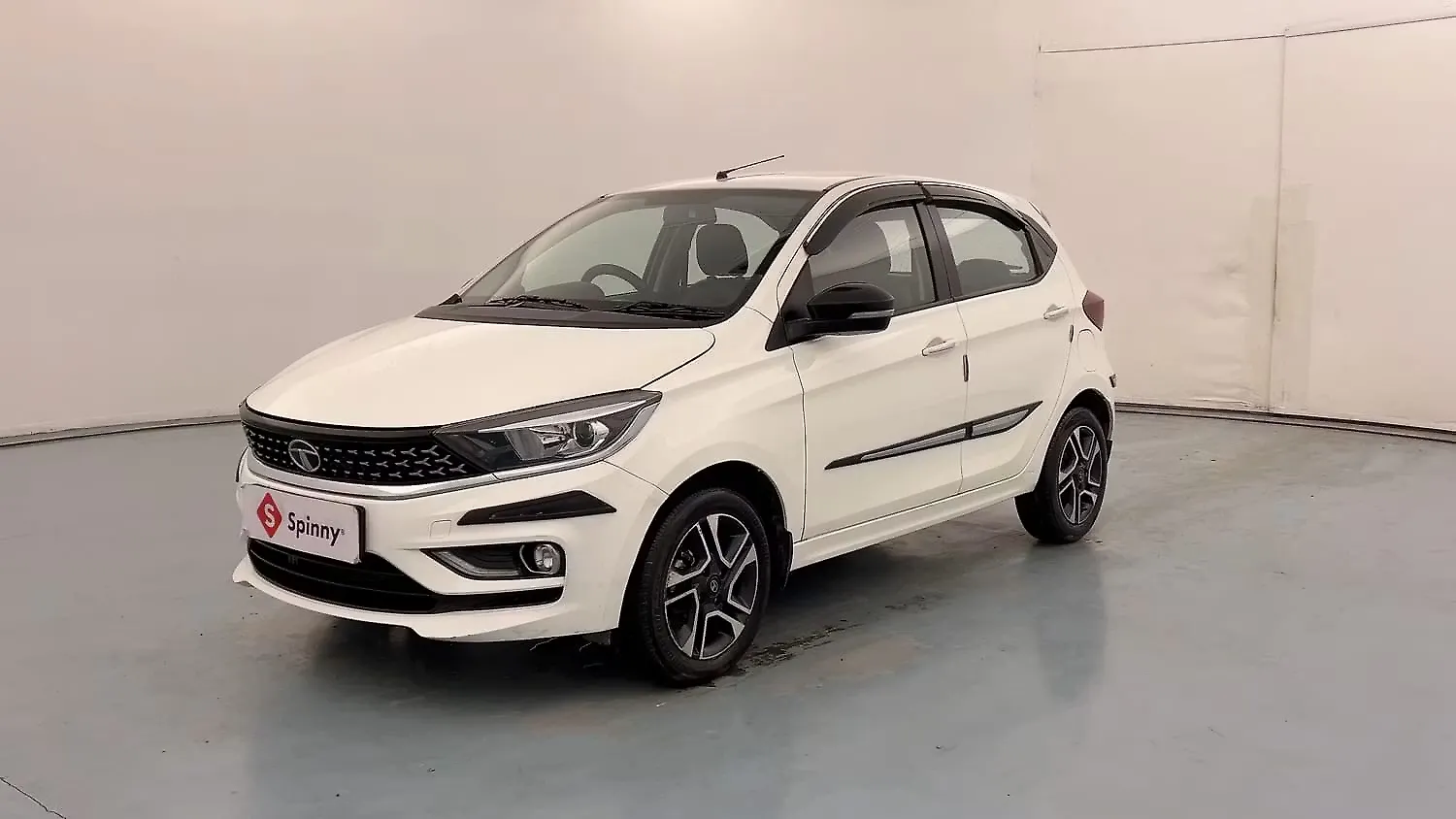 2023 Tata Old Generation Tiago 2020 XZ Plus [2020-2023]