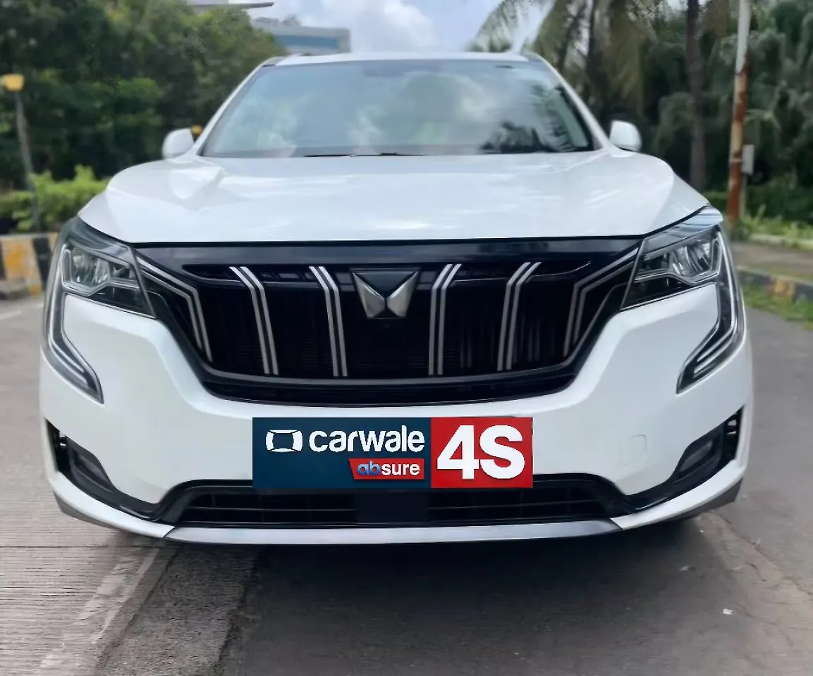 2024 Mahindra Old Generation XUV700 AX7 Luxury Pack 2WD Petrol 2.0L Turbo Automatic 6 STR