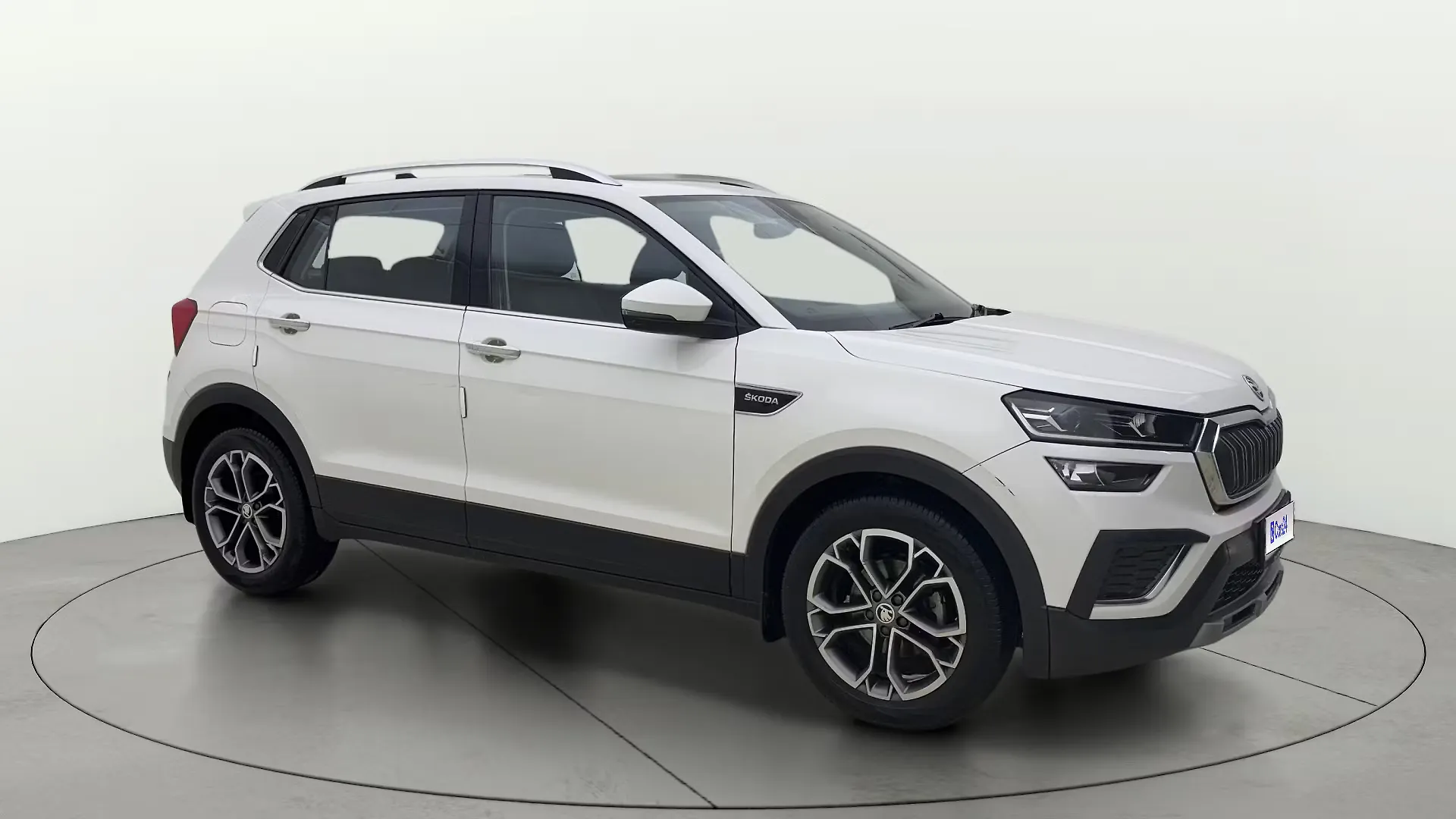 2022 Skoda Kushaq Style 1.0L TSI AT (6 Airbags)