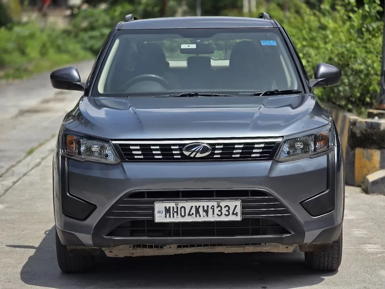 2021 Mahindra XUV300 W6 1.2 Petrol
