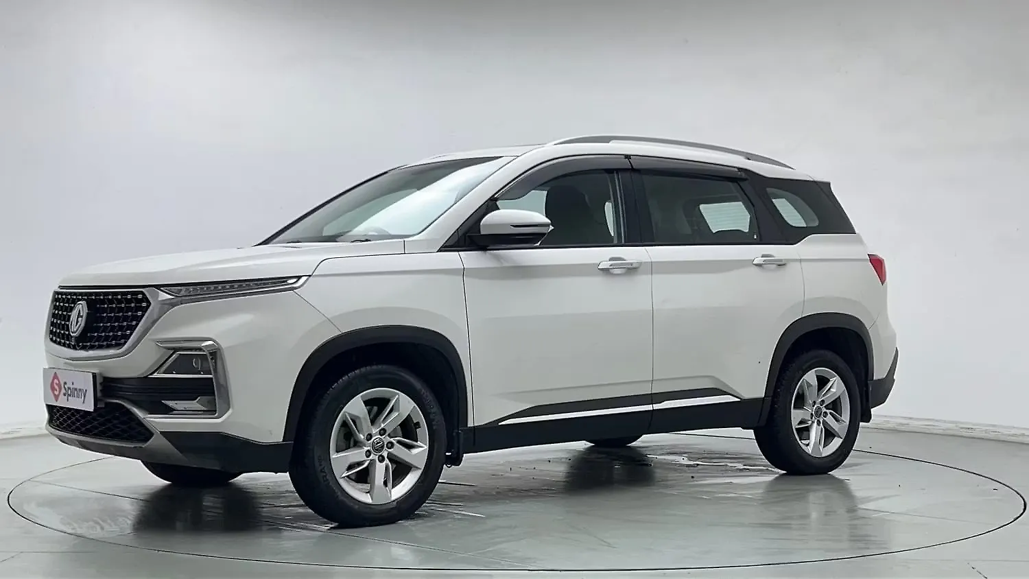 2022 MG Hector Shine 1.5 Petrol Turbo CVT 2022 MG Hector Shine 1.5 Petrol Turbo CVT