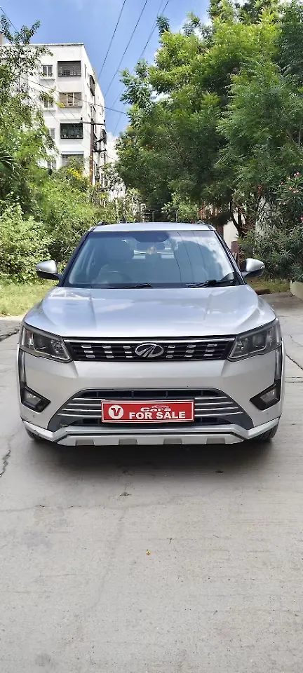 2021 Mahindra XUV300 W8 (O) 1.2 Petrol [2019]