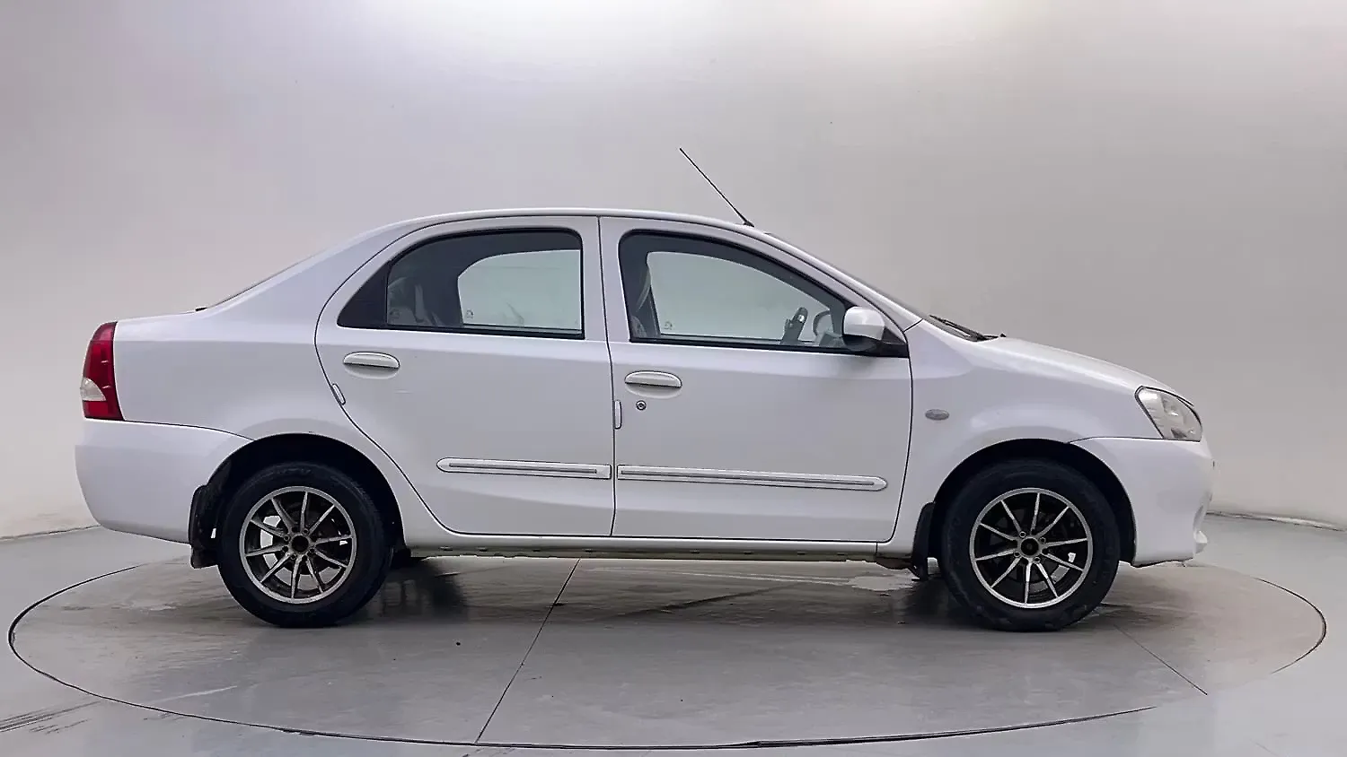 2014 Toyota Etios G