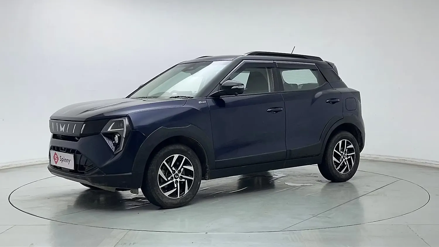2024 Mahindra XUV 3XO AX5L Petrol 1.2L Turbo Manual