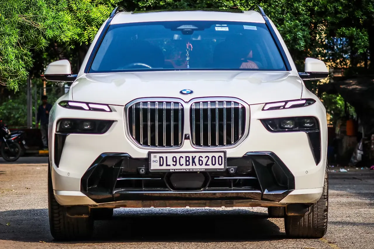 2025 BMW X7 xDrive40i M Sport