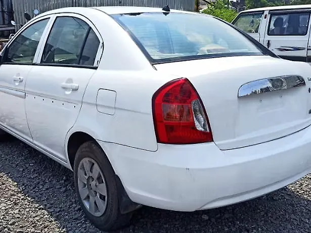 Hyundai verna 2006
