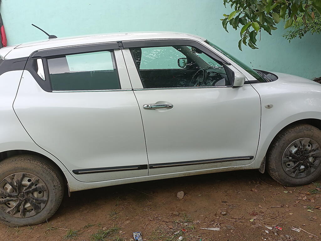 Used Maruti Suzuki Swift LXi in Gurgaon