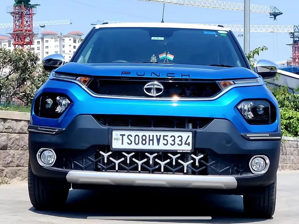 Used 2021 Tata Punch Creative IRA AMT Dual Tone for sale in Hyderabad