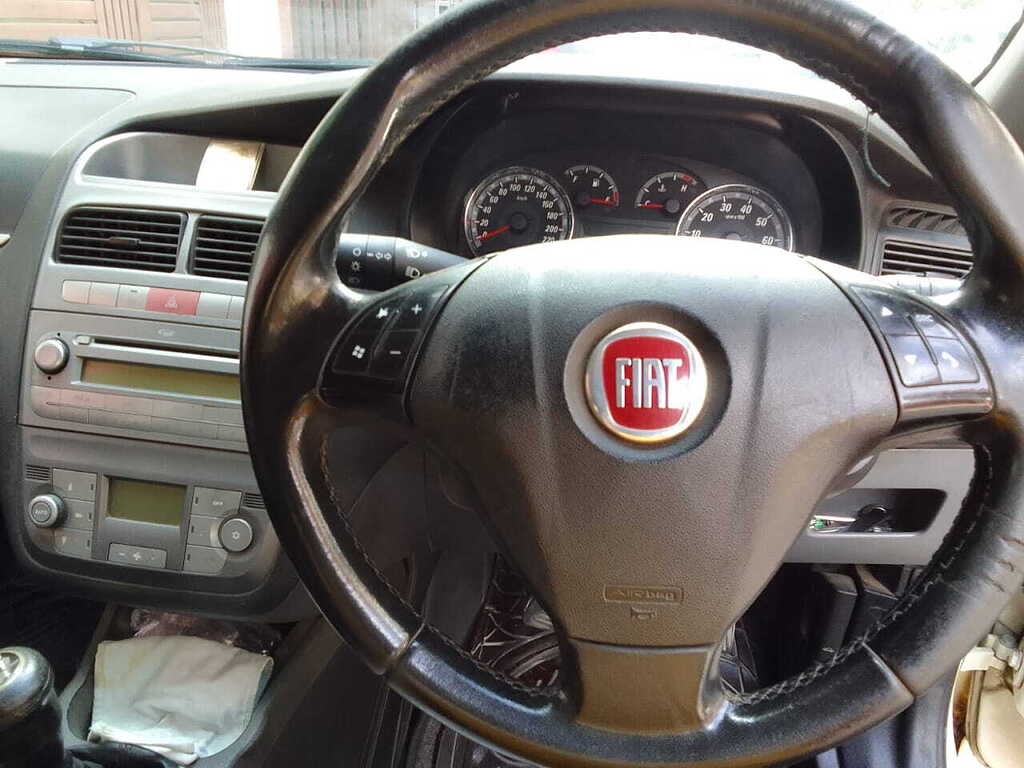 Second Hand Fiat Punto [2011-2014] Emotion 1.3 in Ghaziabad