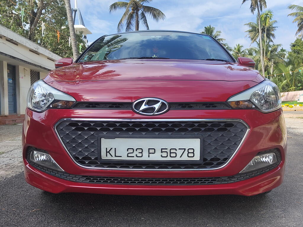 Second Hand Hyundai Elite i20 [2017-2018] Asta 1.2 Dual Tone in Kollam