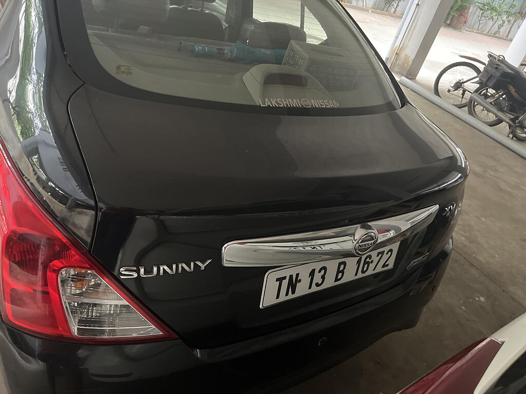 Second Hand Nissan Sunny XV Premium Pack (Leather) in Chennai