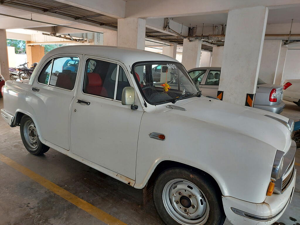 Used 2013 Hindustan Motors Ambassador Classic 2000 DSZ AC PS for sale 