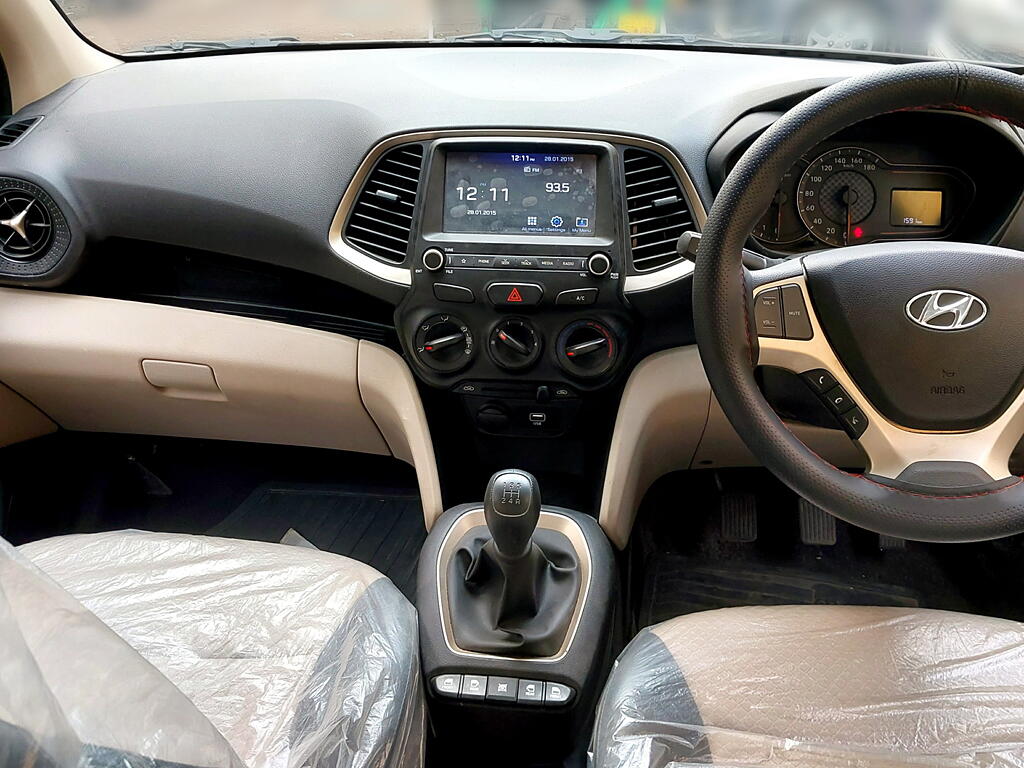 Second Hand Hyundai Santro Sportz in Kolkata