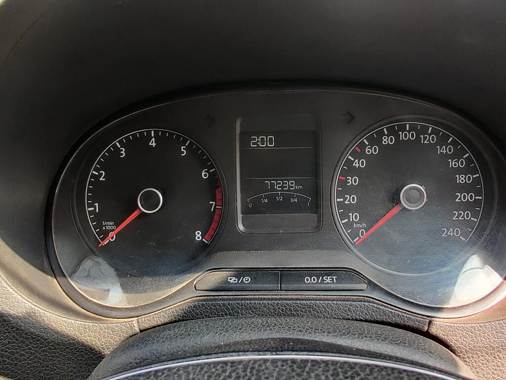 Second Hand Volkswagen Polo [2010-2012] Highline1.2L (P) in Khairtabad
