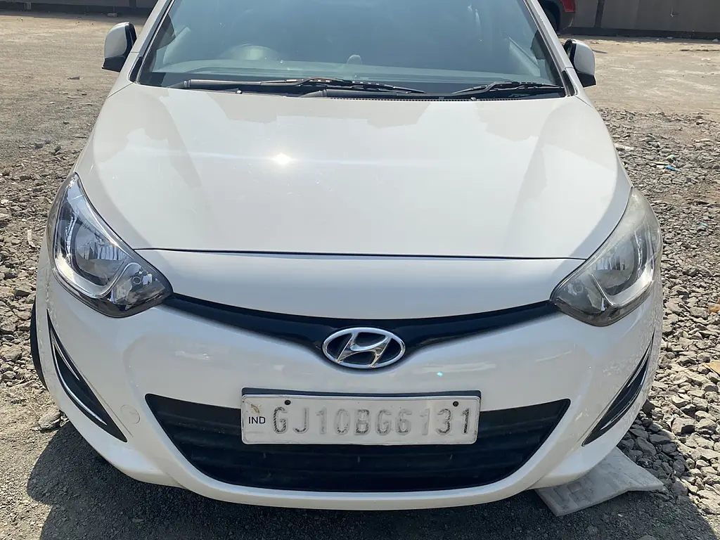 Second Hand Hyundai i20 [2012-2014] Magna 1.4 CRDI in Surat