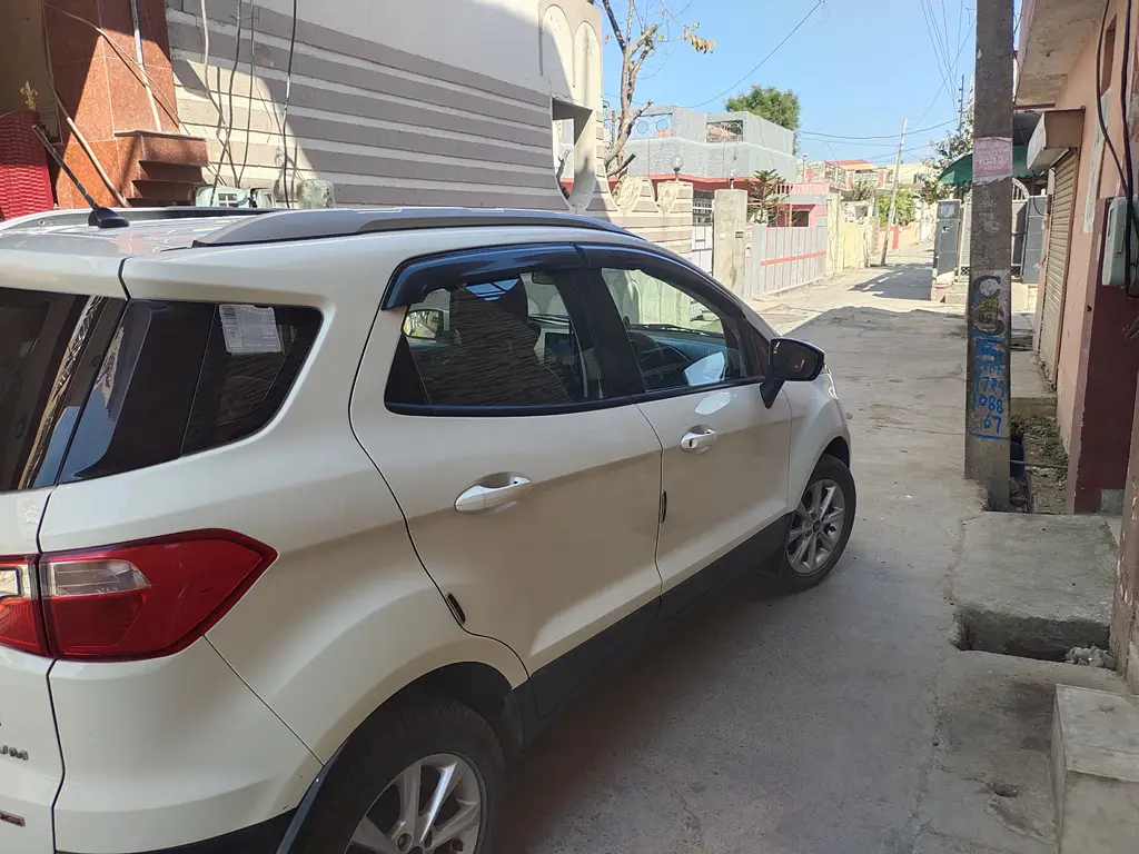 Second Hand Ford EcoSport Titanium + 1.5L TDCi in Ambala Cantt