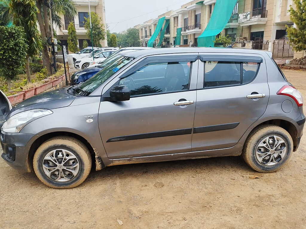 Second Hand Maruti Suzuki Swift [2014-2018] LXi in Agra