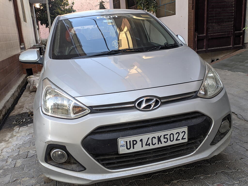 Used 2014 Hyundai Grand i10 [2013-2017] Magna 1.1 CRDi [2013-2016] for sale at Rs. 4,00,000 in Ghaziab