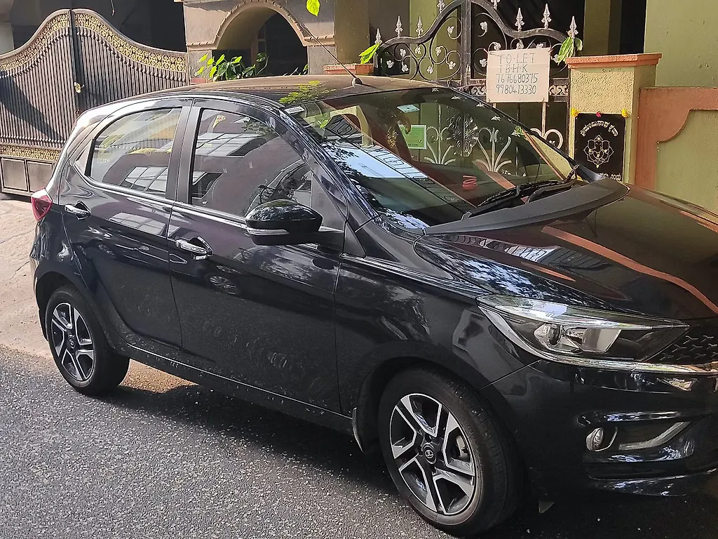 Used 2022 Tata Tiago XZ Plus [2020-2023] for sale in Bangalore at Rs.7