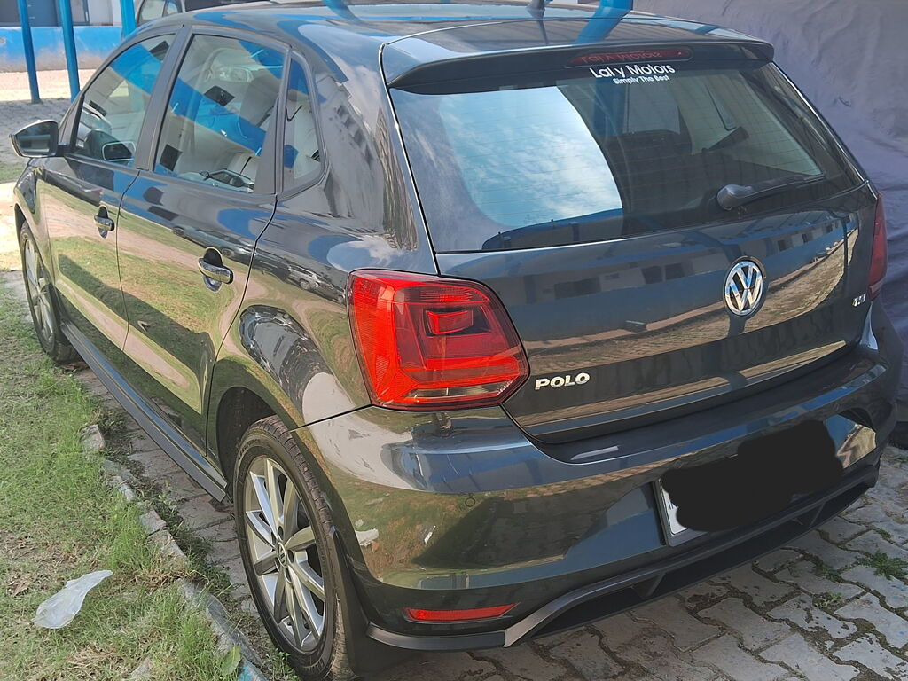 Used Volkswagen Polo Highline Plus 1.0L TSI in Delhi