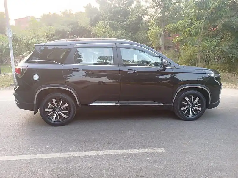 Second Hand MG Hector [2019-2021] Sharp 2.0 Diesel [2019-2020] in Lucknow