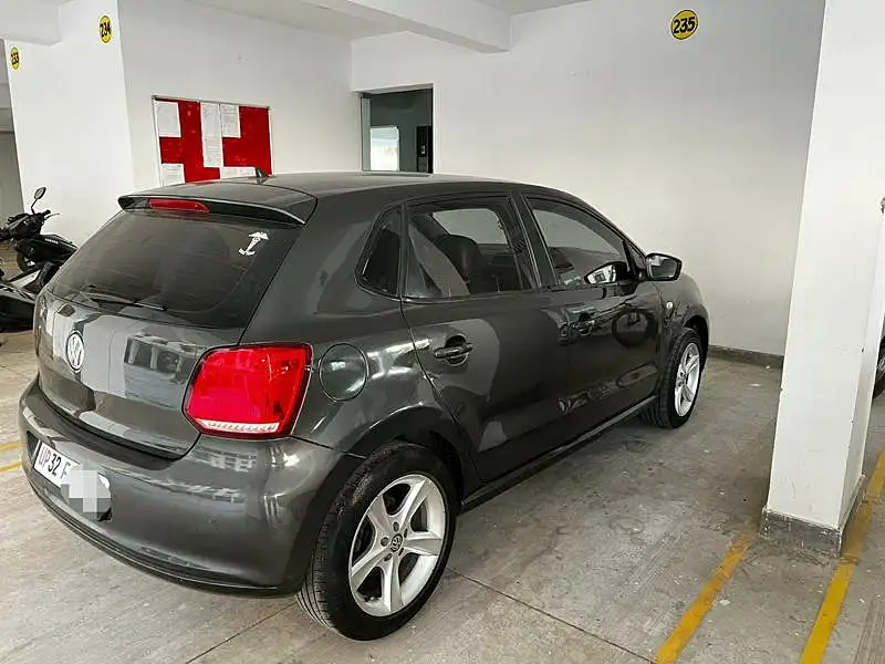 Second Hand Volkswagen Polo [2012-2014] Highline1.2L (D) in Lucknow