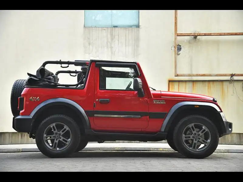 Second Hand Mahindra Thar LX Convertible Diesel MT in Kolkata