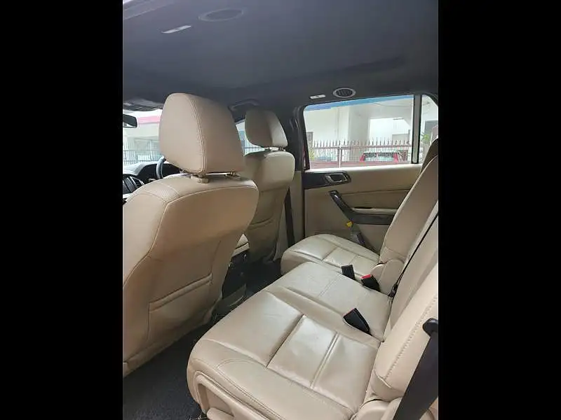 Second Hand Ford Endeavour [2016-2019] Titanium 2.2 4x2 AT in Lucknow