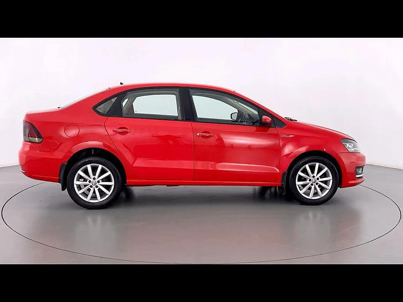 Second Hand Volkswagen Vento [2015-2019] Highline Petrol AT [2015-2016] in Chennai
