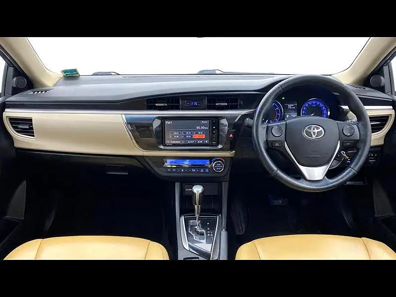 Second Hand Toyota Corolla Altis [2011-2014] 1.8 G AT in Bangalore