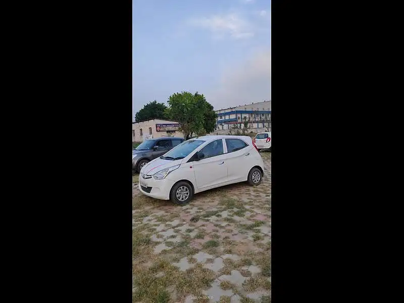 Second Hand Hyundai Eon Era + in Dehradun