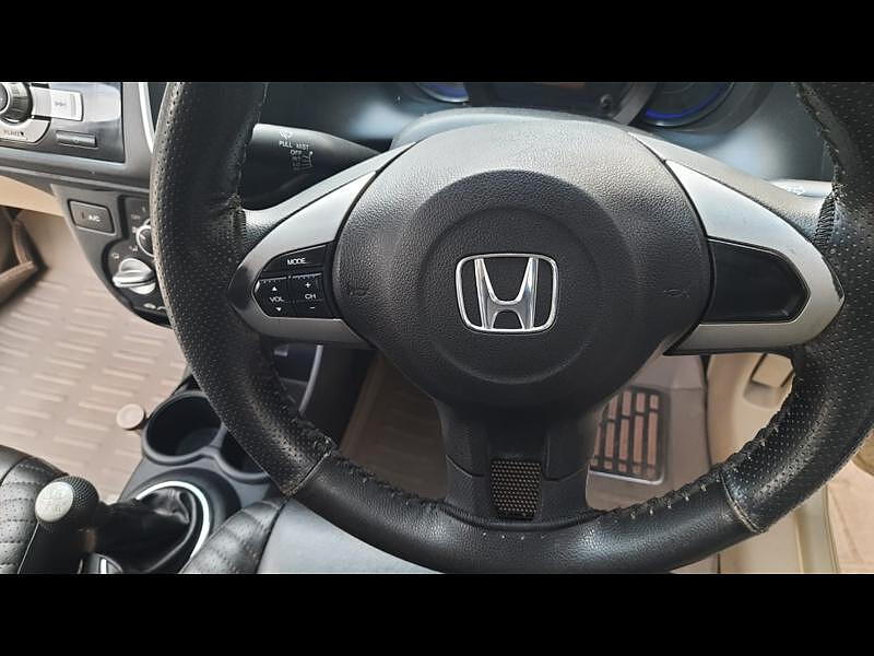 Second Hand Honda Mobilio RS(O) Diesel in Delhi