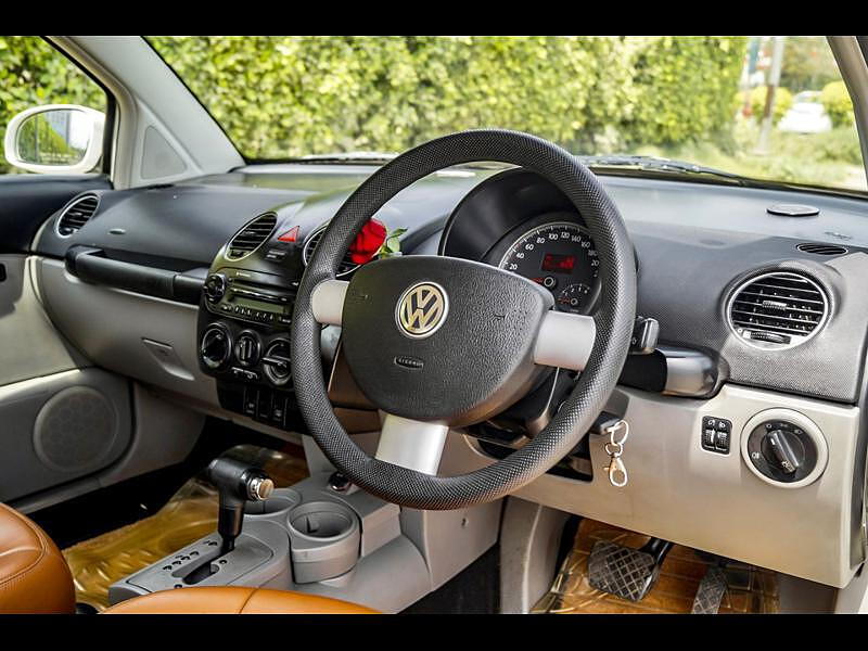 Second Hand Volkswagen Beetle [2008-2014] 2.0 AT in Delhi
