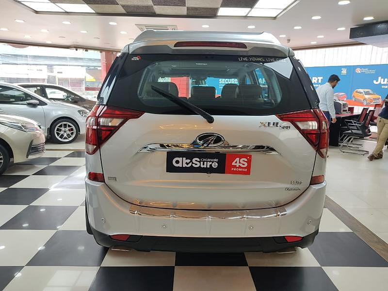 Second Hand Mahindra XUV500 W11 AT in Bangalore